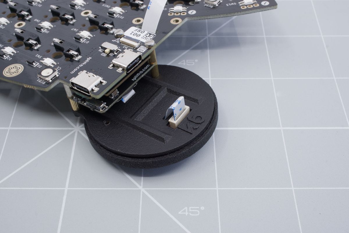 Re-inserting the cable