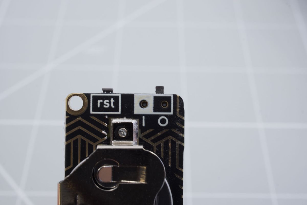 Setting the battery switch