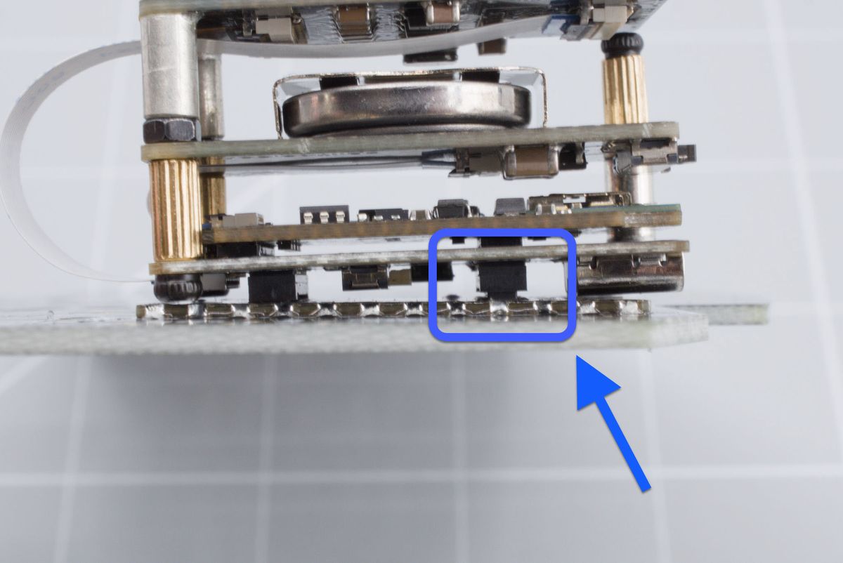 Wrong installation of the adapter board