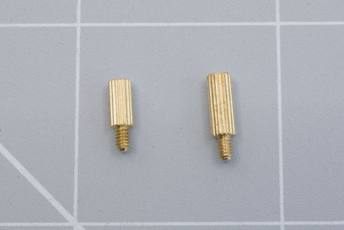 Male-to-female spacers (left to right): 6mm and 8mm