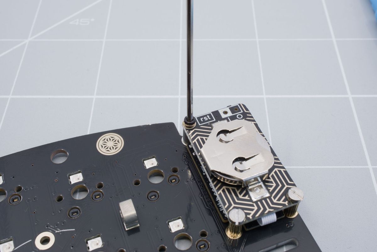 Adding the last screw