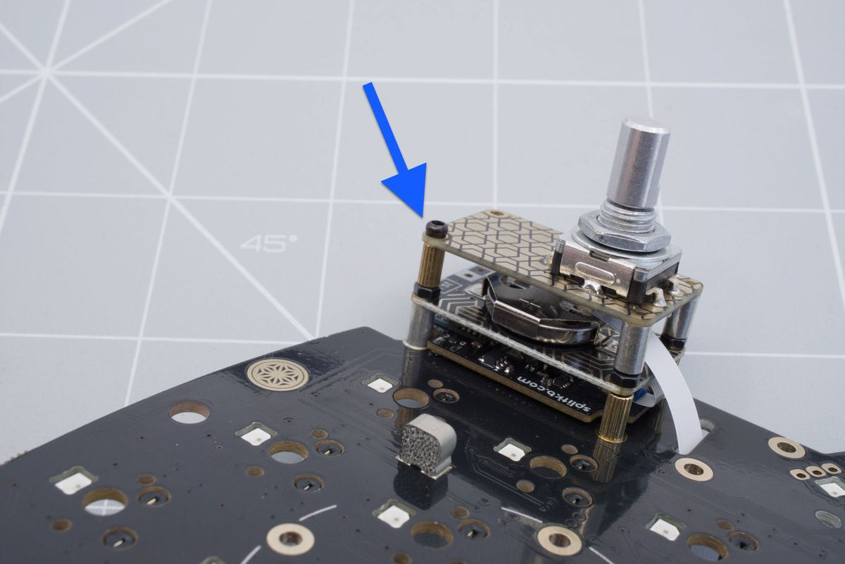 Screwing in the top screw